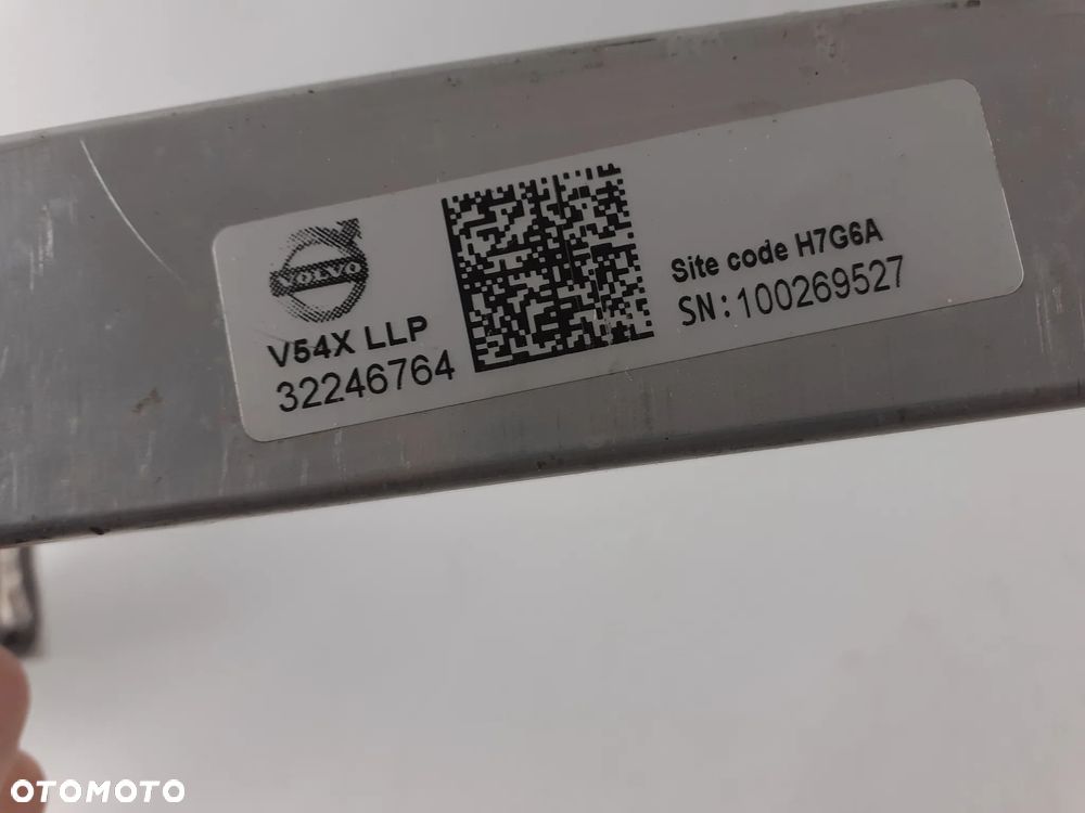 Belka dolna do Volvo S\V90 16-22 rok. - 6