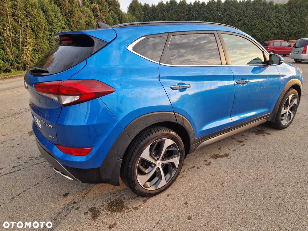 Hyundai Tucson 2.0 CRDI 4WD Automatik Premium - 6