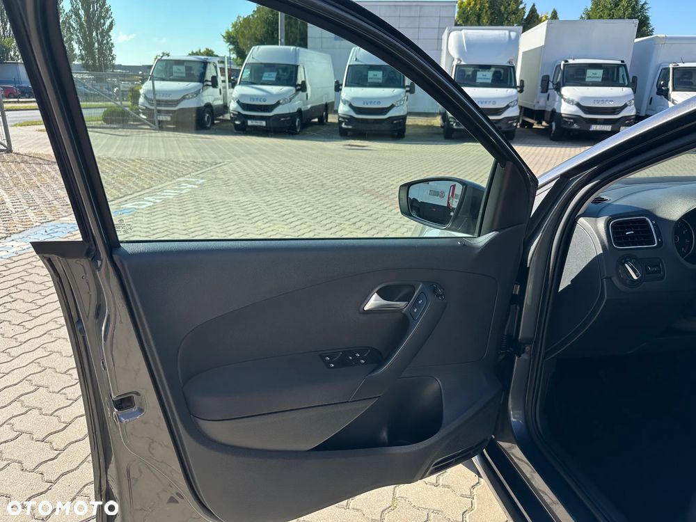 Volkswagen Polo 1.2 TSI Comfortline - 9