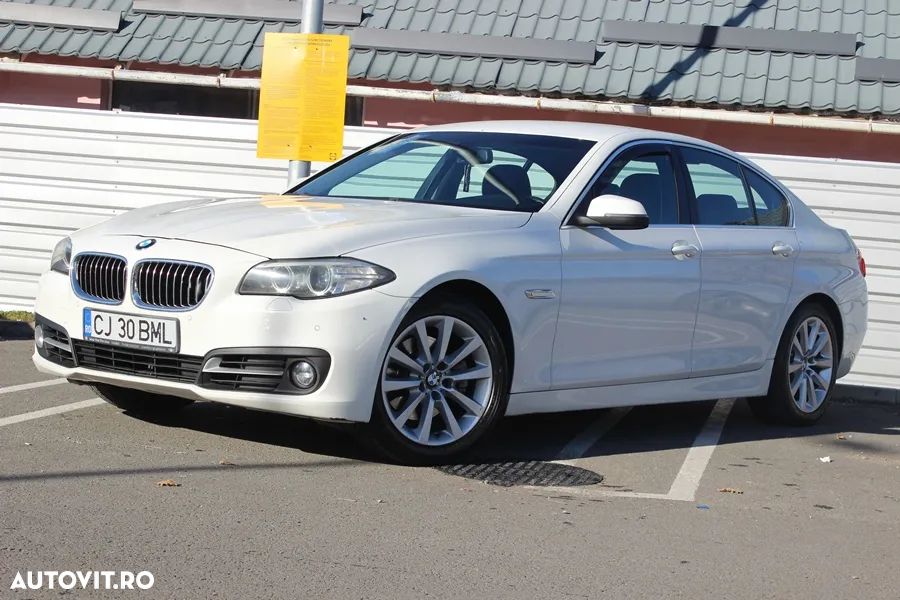 BMW Seria 5 525d xDrive AT - 6