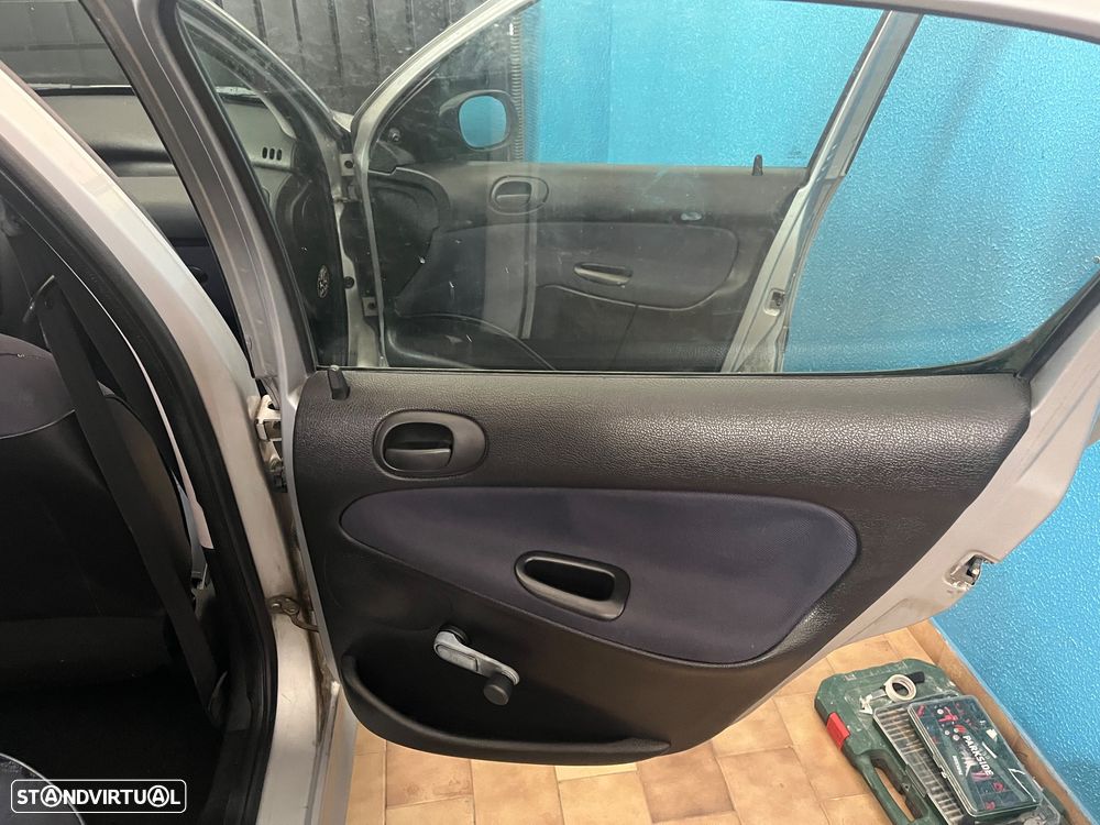 Peugeot 206 1.1 XR - 14