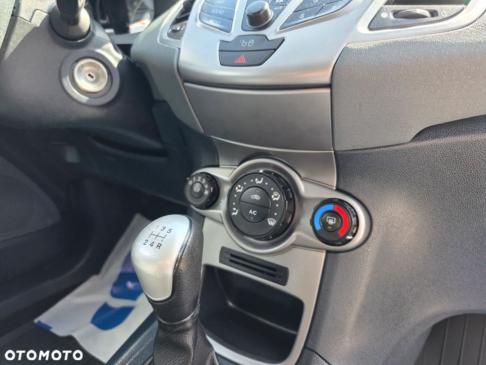 Ford Fiesta 1.25 Trend Edition - 15