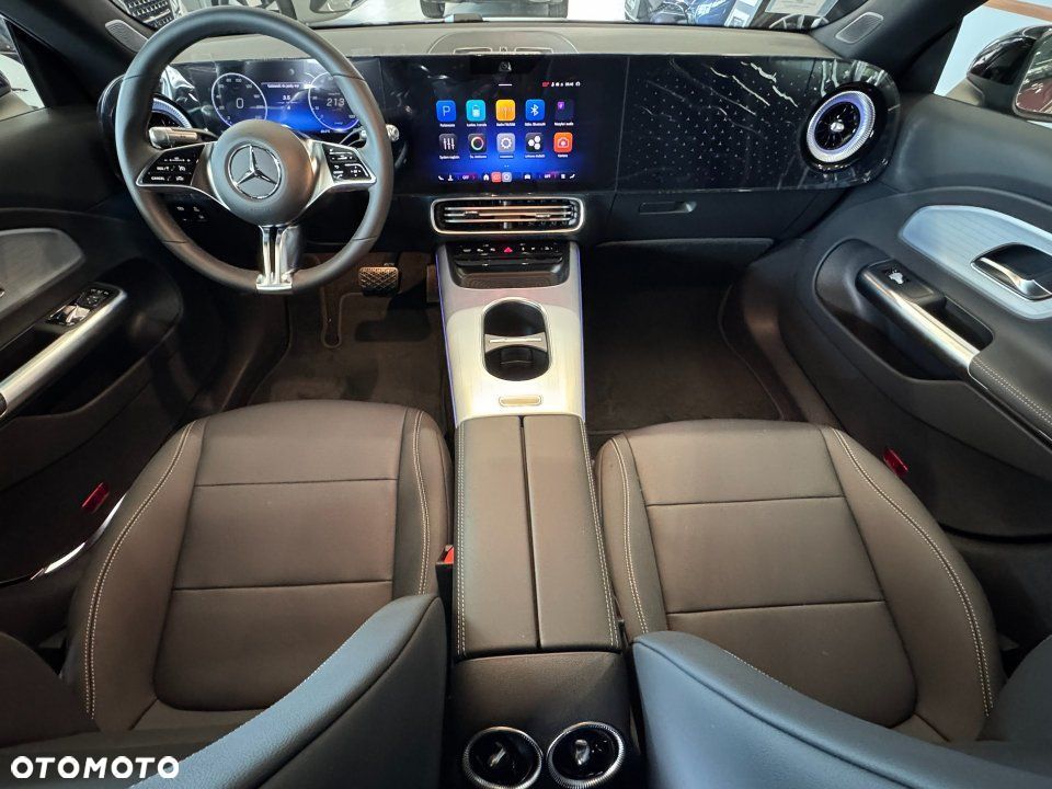 Mercedes-Benz CLA - 7