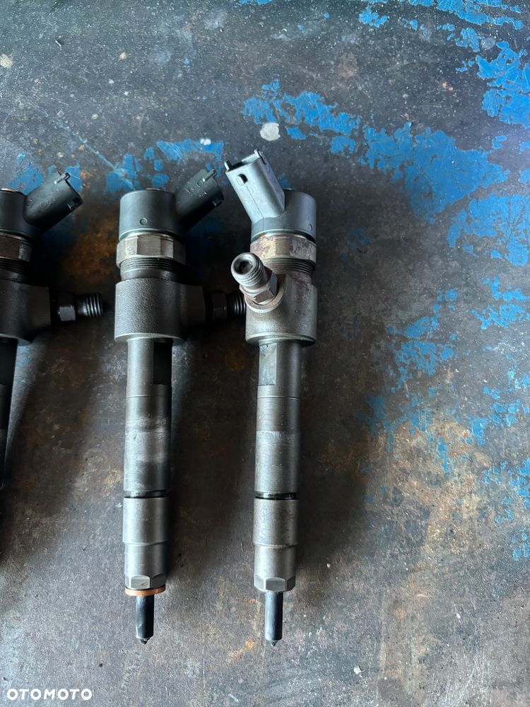 OPEL 1.9 D WTRYSK WTRYSKIWACZ z0445110165 - 2