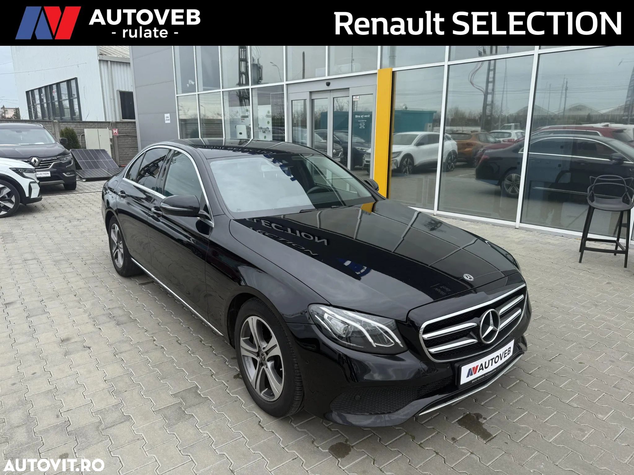 Mercedes-Benz E 220 d 4Matic T 9G-TRONIC Avantgarde - 1