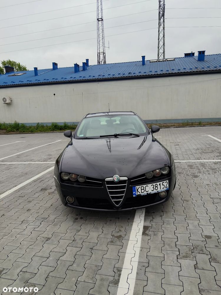 Alfa Romeo 159 1.9 JTDM 8V DPF Distinctive - 4