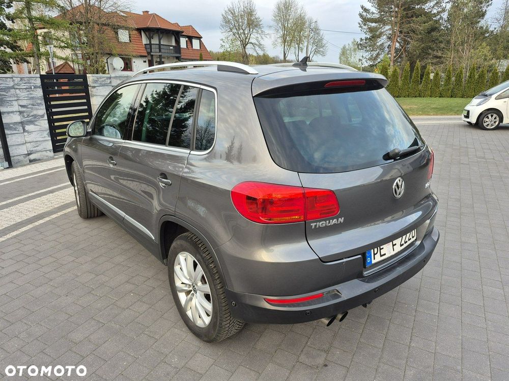 Volkswagen Tiguan - 2