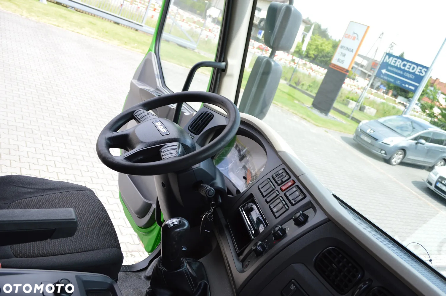 DAF LF 320 18.320 FA CHŁODNIA/MROŹNIA - 19