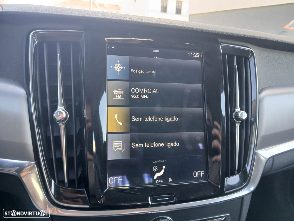 Volvo V90 2.0 D4 Momentum Plus Geartronic - 23