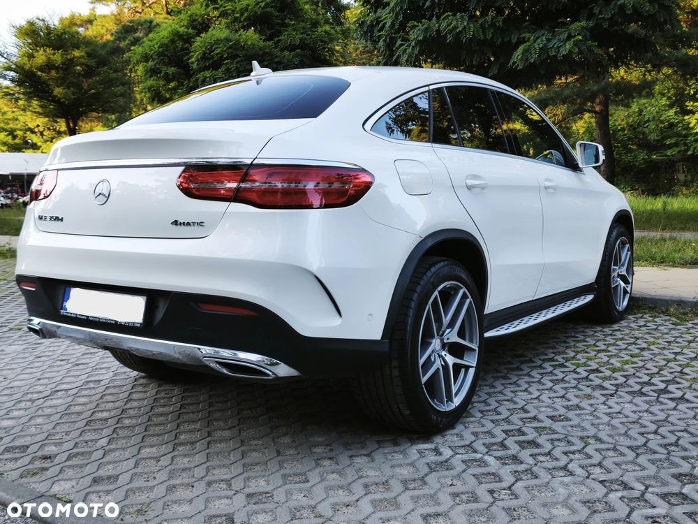 Mercedes-Benz GLE 350 d 4Matic 9G-TRONIC AMG Line - 13
