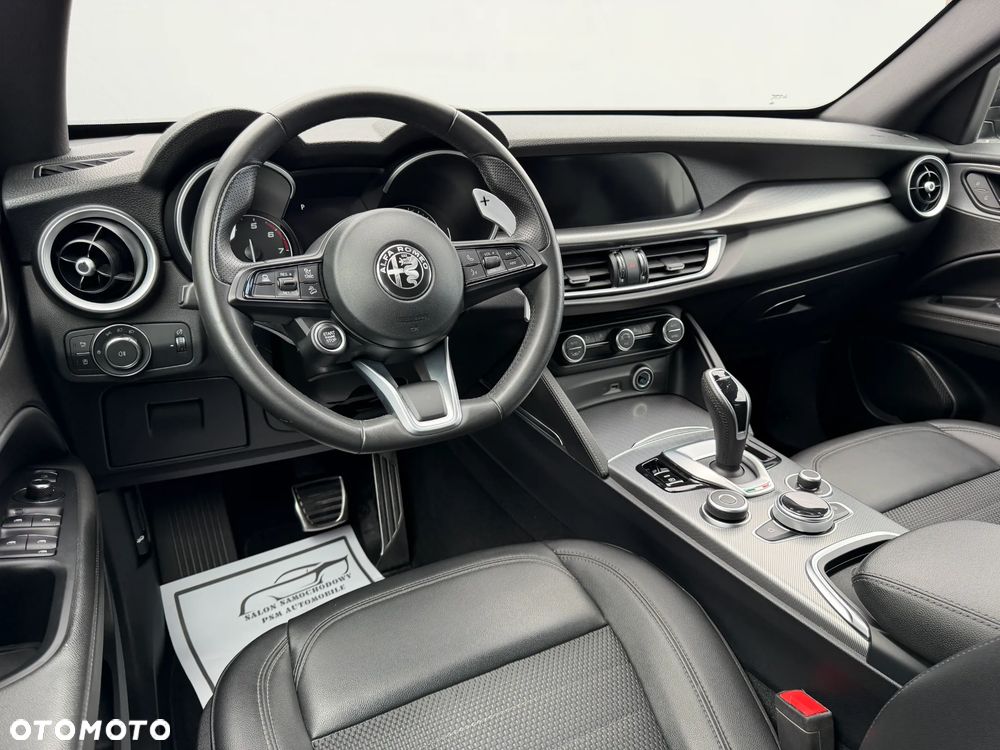Alfa Romeo Stelvio 2.0 Turbo Q4 - 12