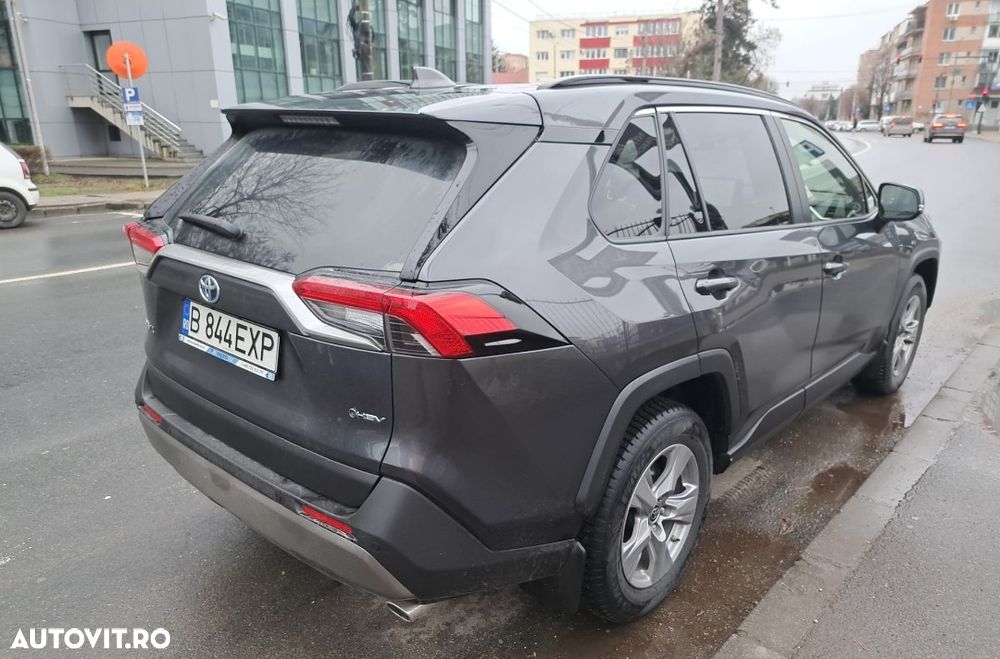 TOYOTA RAV4 2024 — imagine 5