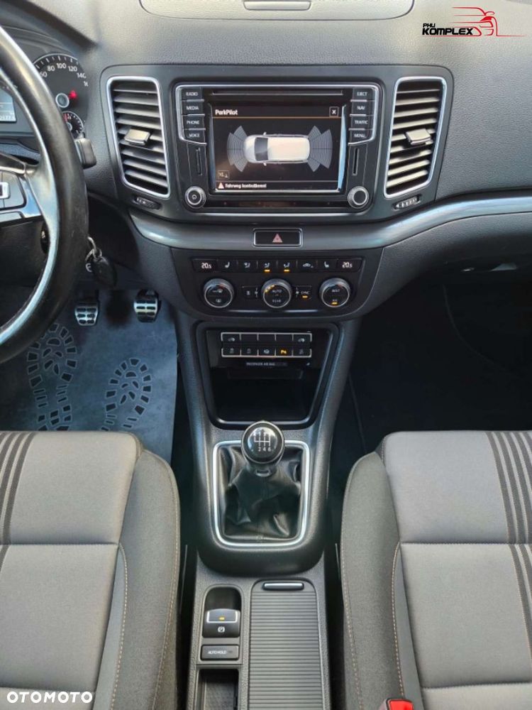 Volkswagen Sharan - 16