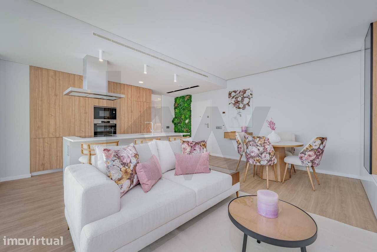Excelente apartamento T1 no Edifício Unique Maravilhas - Funchal - Grande imagem: 2/30