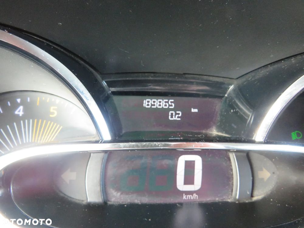 Renault Clio dCi 90 Limited - 17