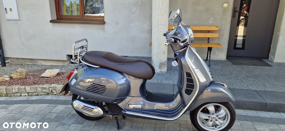 Piaggio Vespa - 15
