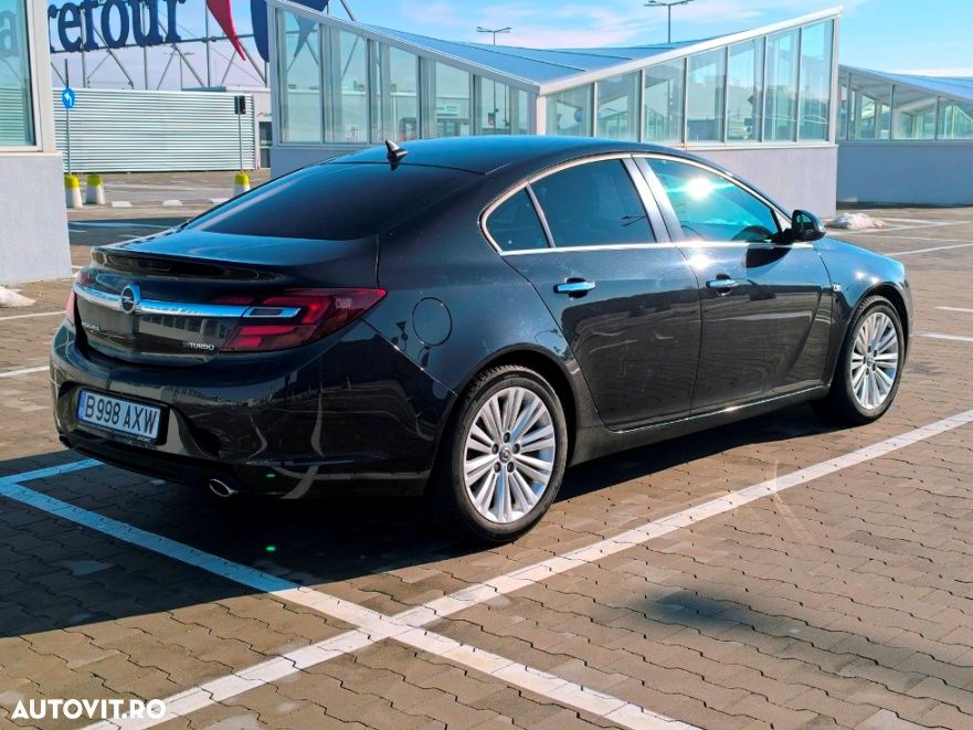 Opel Insignia - 11