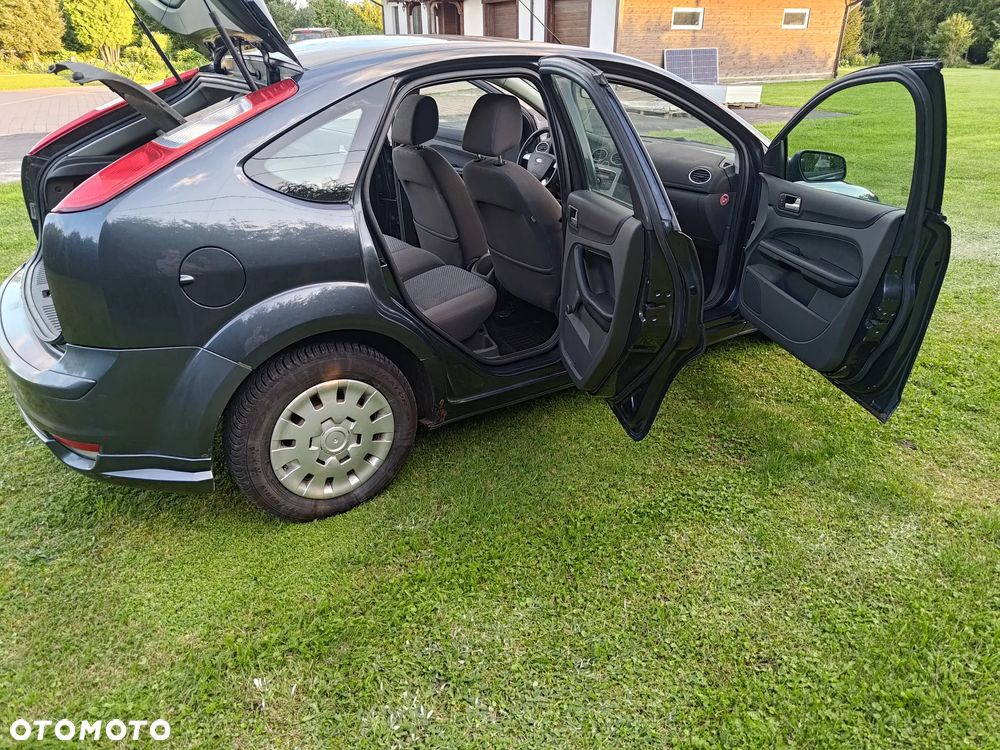 Ford Focus 1.6 TDCi Trend - 14