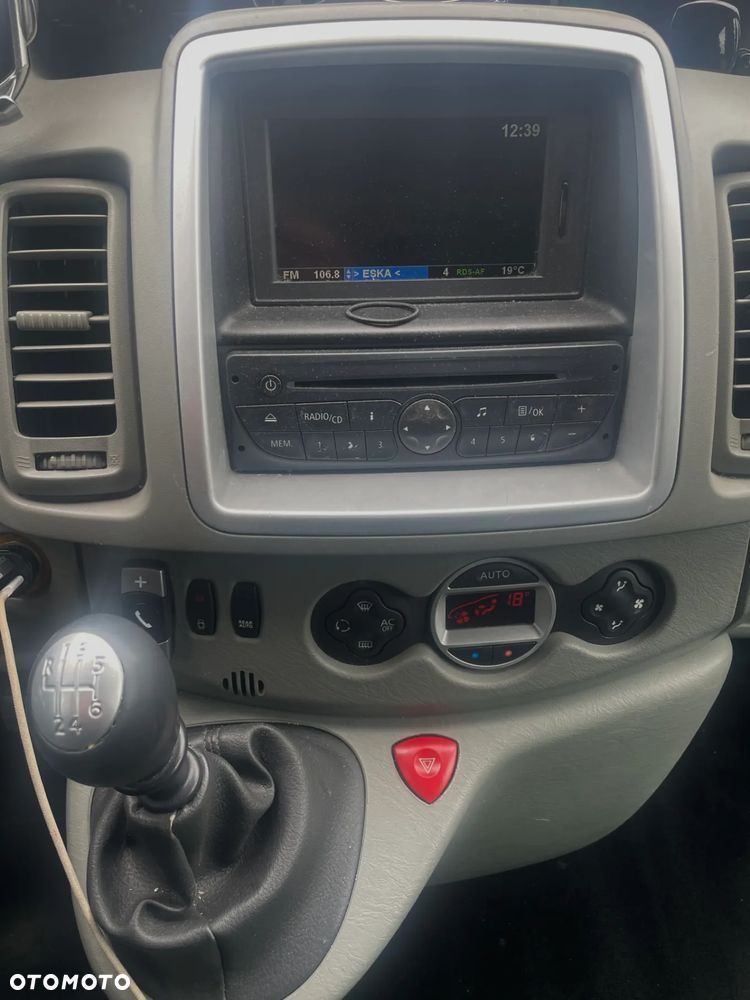 Renault Trafic - 6