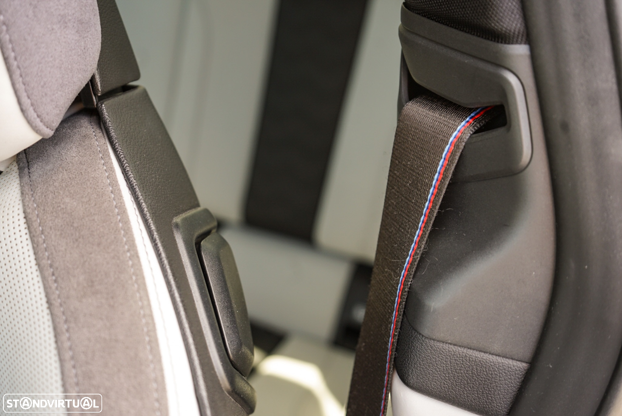 BMW M4 Competition M xDrive - 38