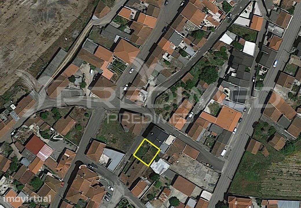 VALE COVO. Lote urbano com ruína - Grande imagem: 3/3