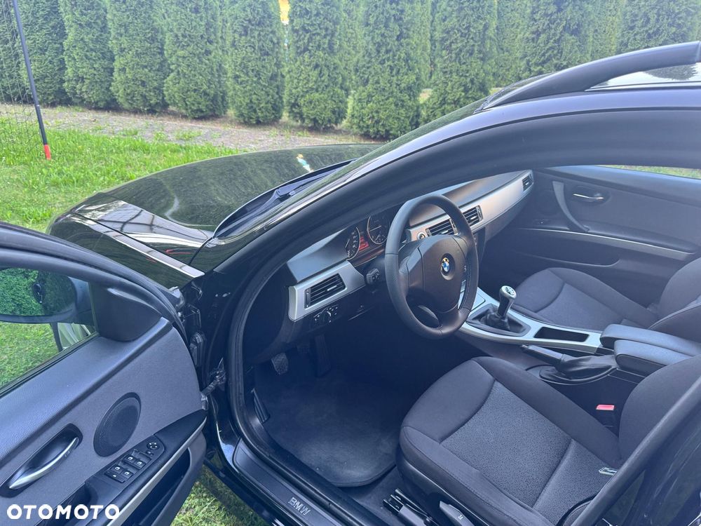 BMW Seria 3 318d DPF Edition Lifestyle - 21