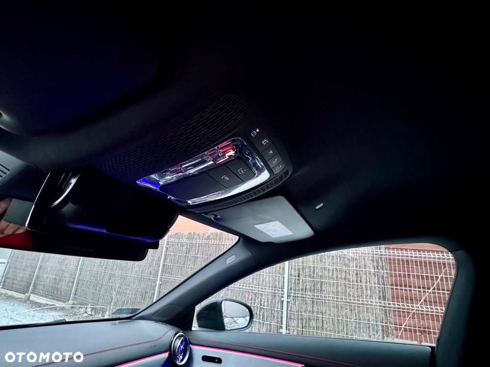 Mercedes-Benz CLA 200 AMG Line 7G-DCT - 30