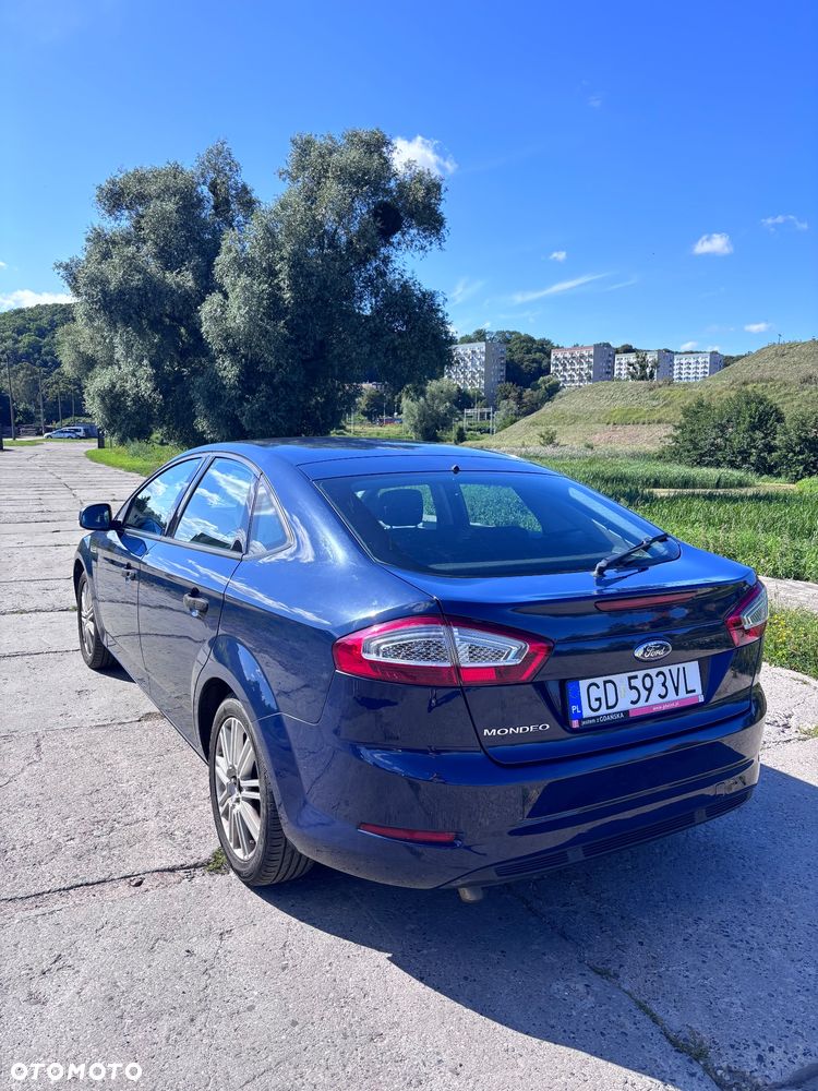 Ford Mondeo 2.0 TDCi Ambiente - 2