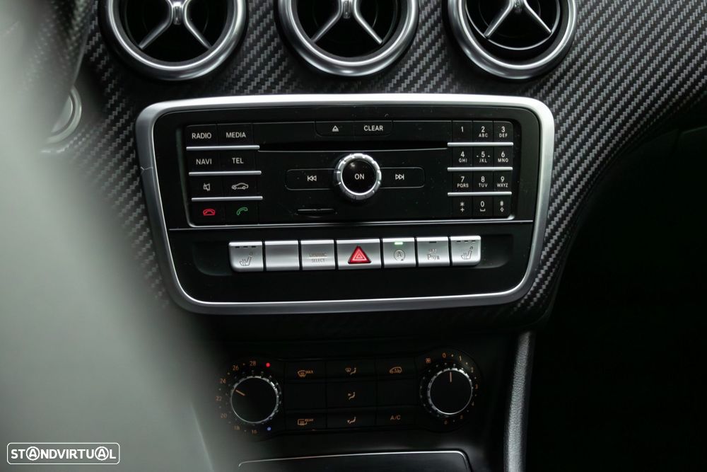 Mercedes-Benz A 180 d AMG Line Aut. - 25