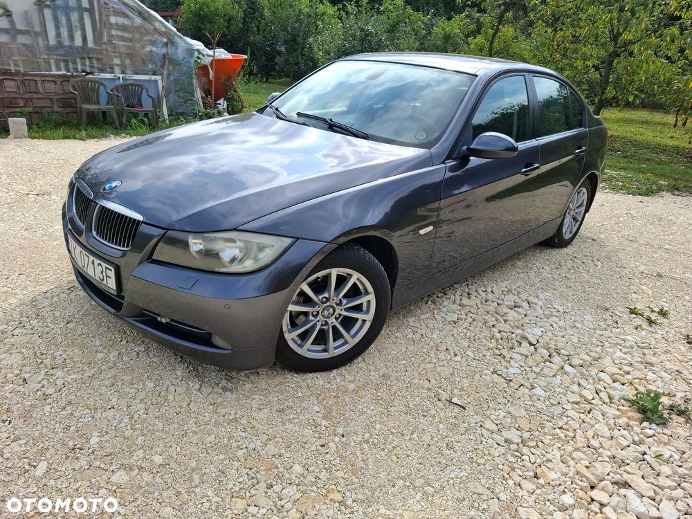BMW Seria 3 318d - 17