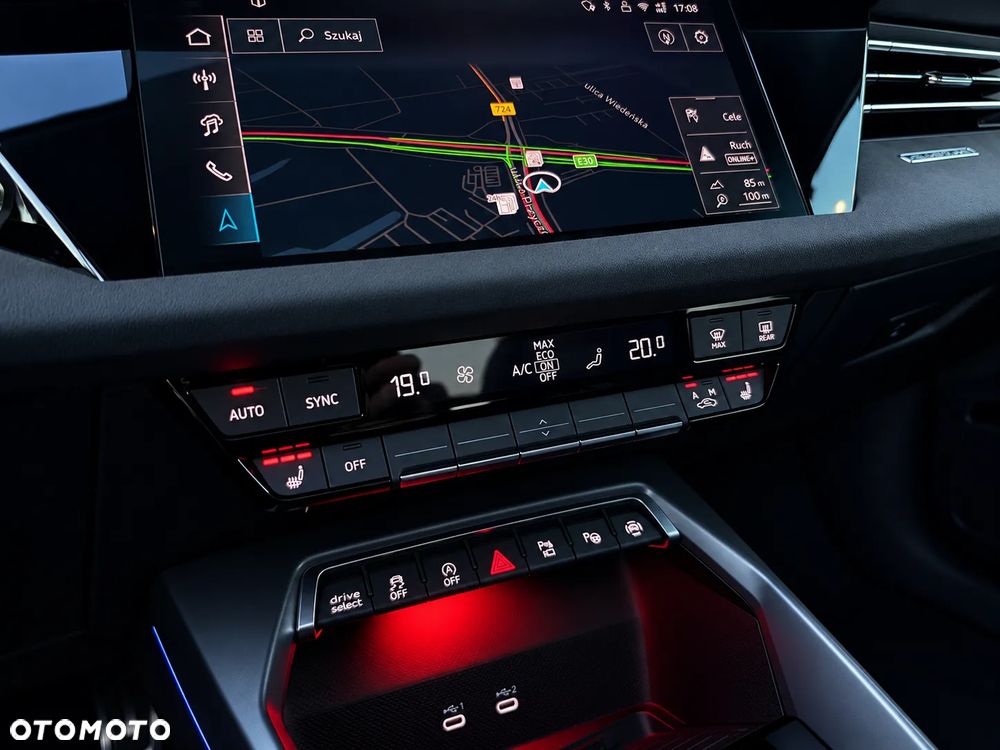 Audi S3 TFSI 245 kW S tronic - 34