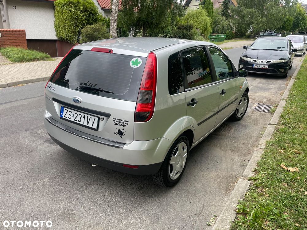 Ford Fiesta - 4
