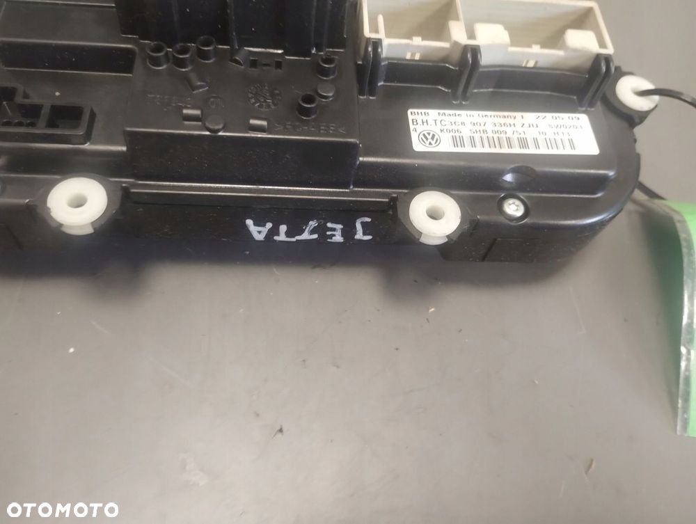 VOLKSWAGEN JETTA V 5 05-11 PANEL NAWIEWU KLIMATYZACJI 5HB009751 * - 2
