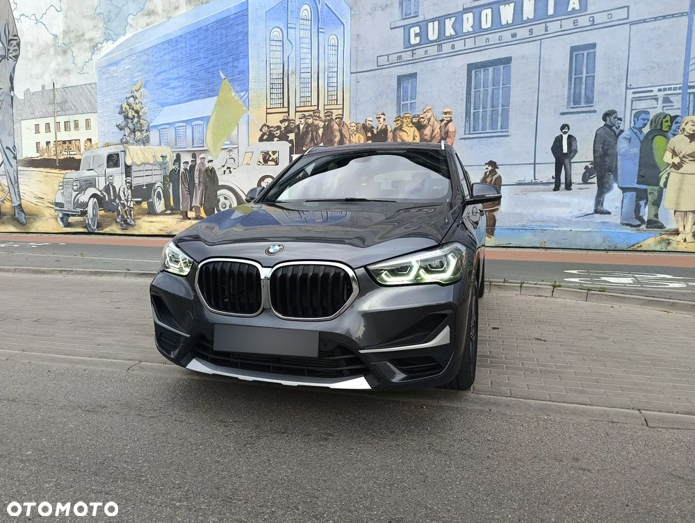 BMW X1 xDrive25i Sport Line - 5