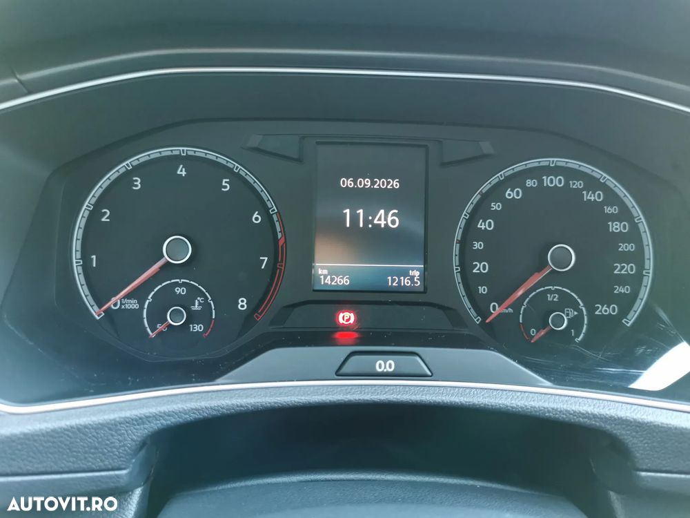 Volkswagen T-Roc 1.5 TSI Design - 15