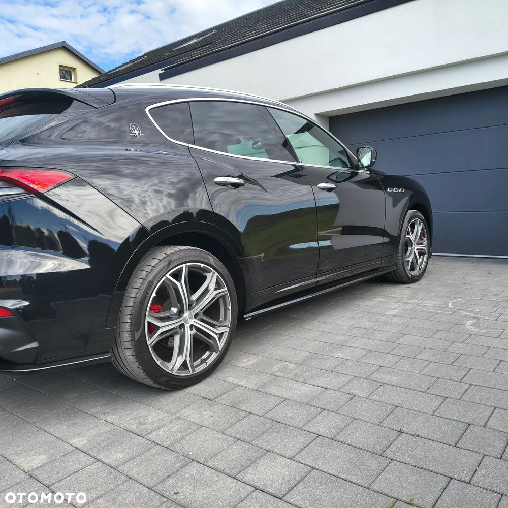 Maserati Levante S Q4 GranLusso - 19