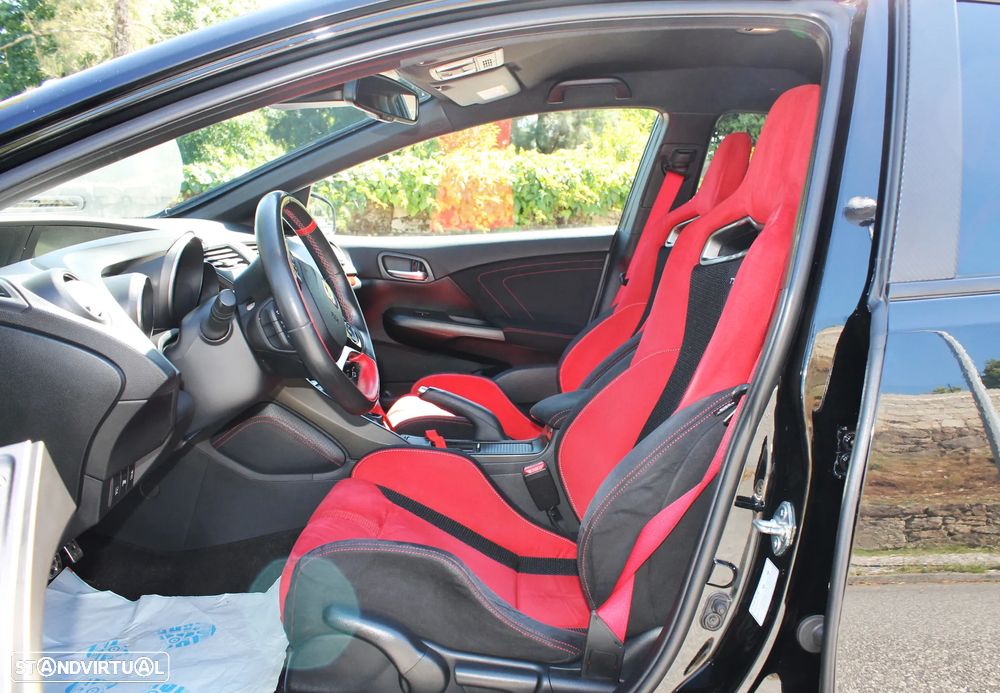 Honda Civic 2.0 VTEC Turbo Type R - 6