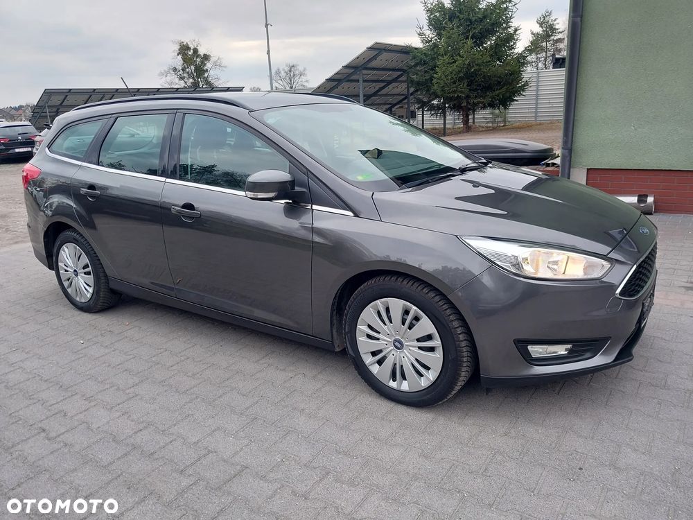 Ford Focus 1.0 EcoBoost Start-Stopp-System ST-LINE STYLE - 2