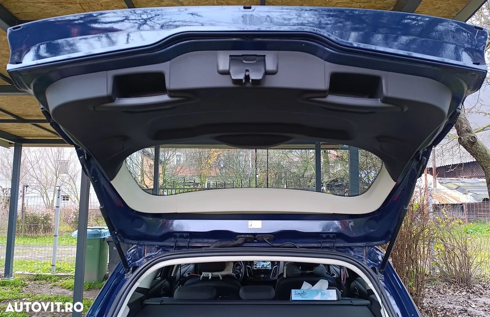 Ford Focus 1.0 EcoBoost Titanium - 21