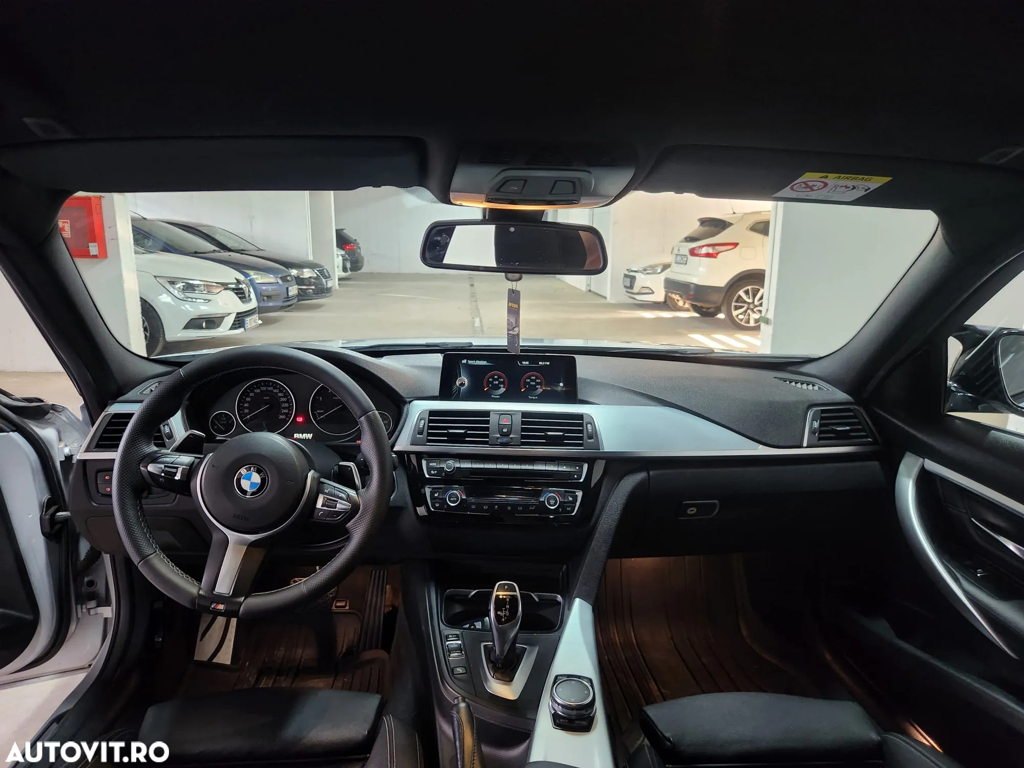 BMW Seria 3 - 25