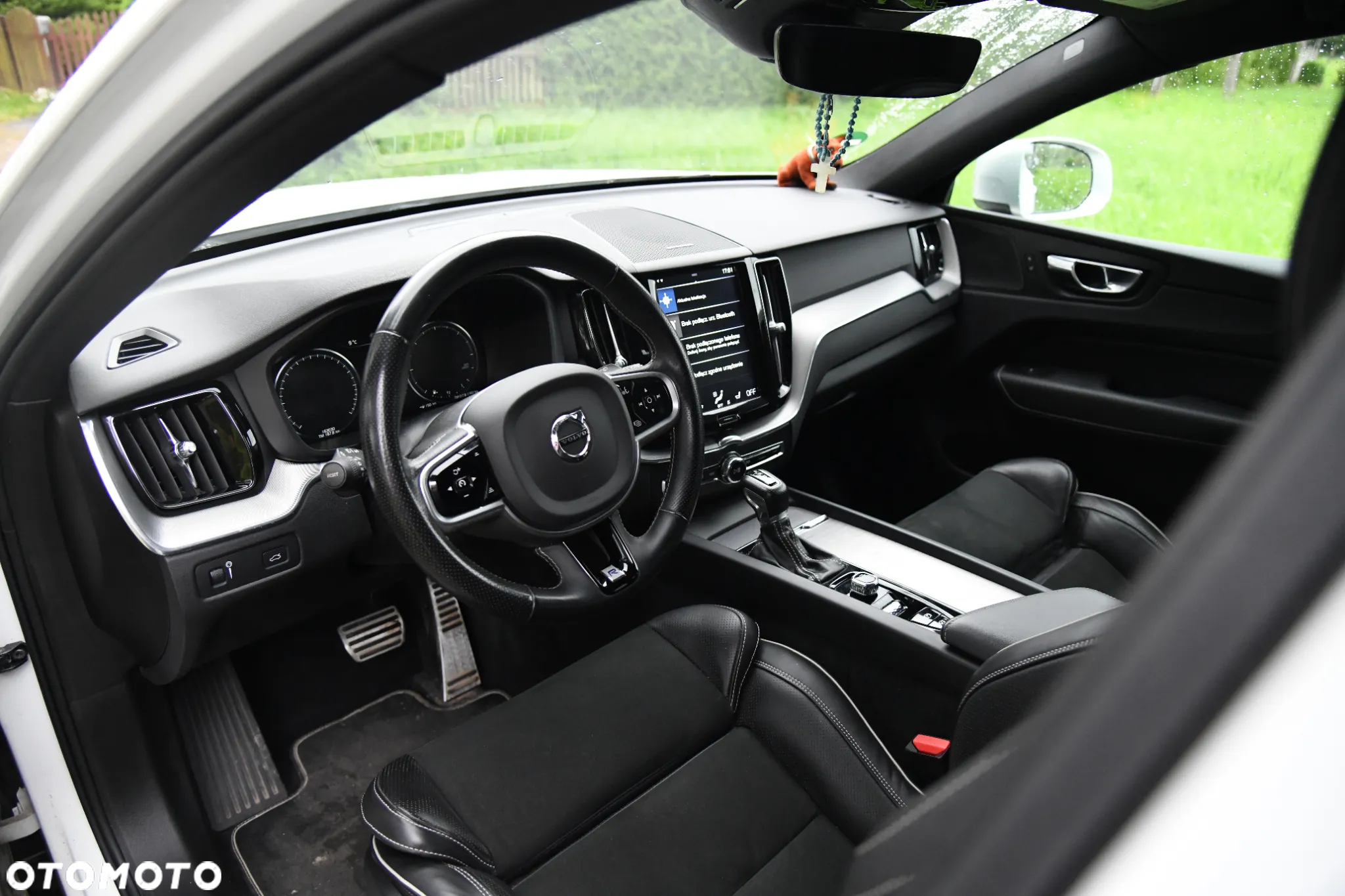 Volvo XC 60 D4 AWD R-Design - 6