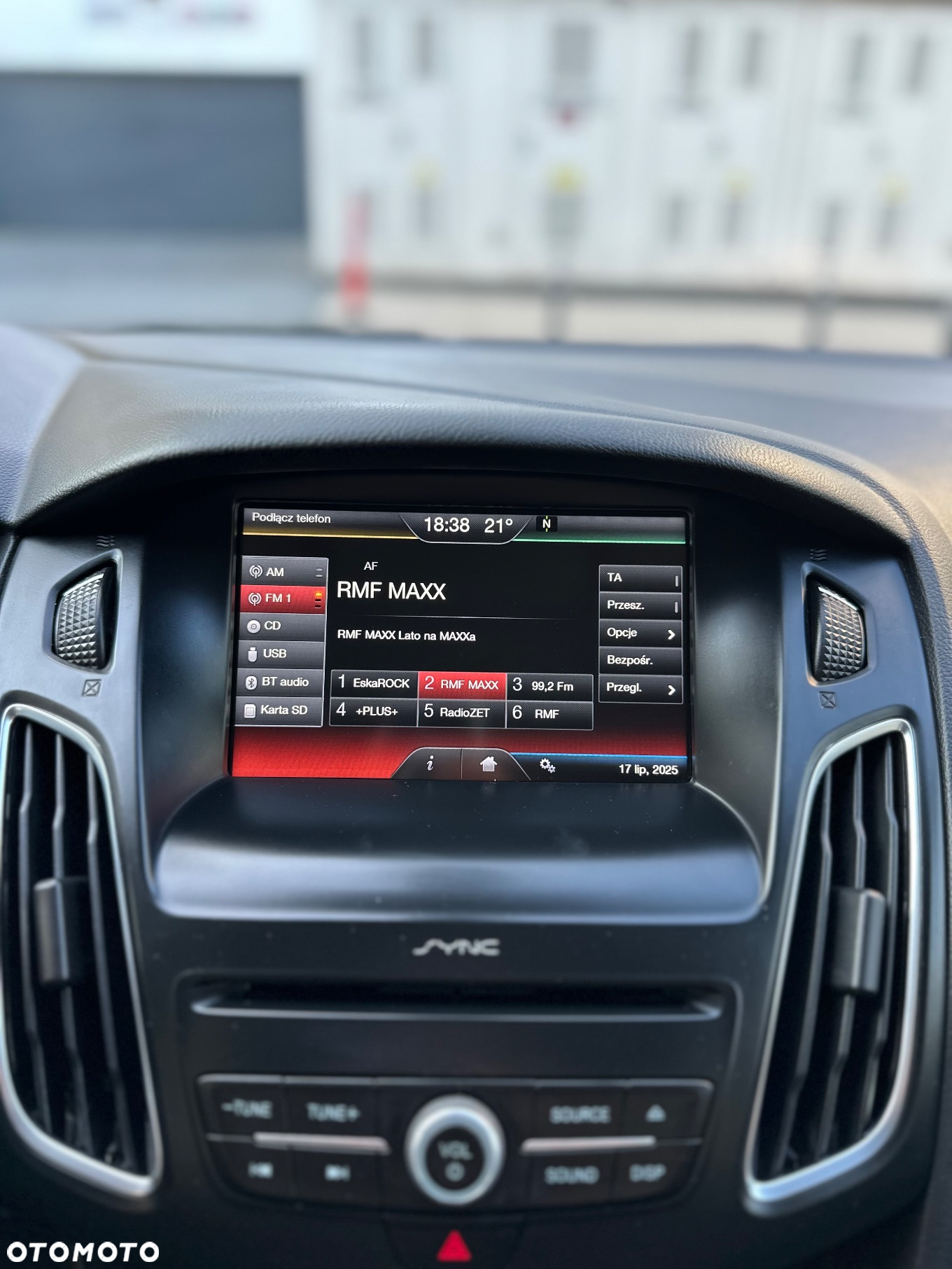 Ford Focus 1.0 EcoBoost Trend - 22
