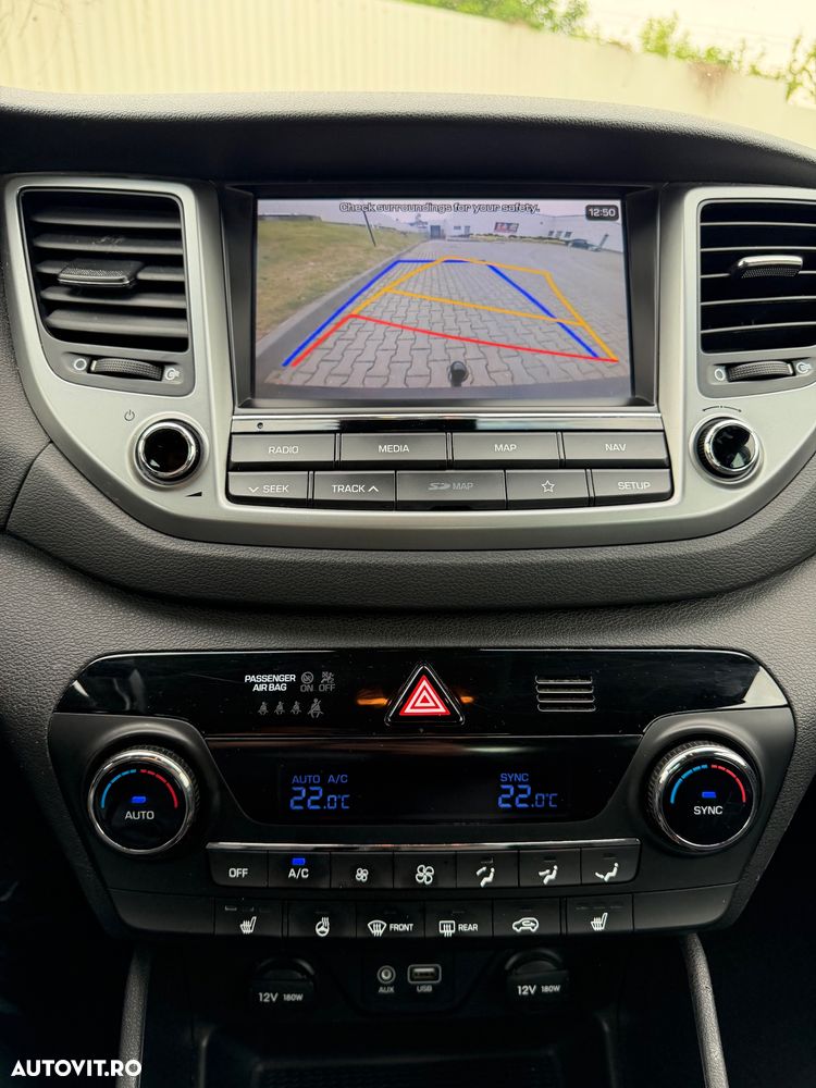 Hyundai Tucson blue 1.7 CRDi 2WD DCT Premium - 8