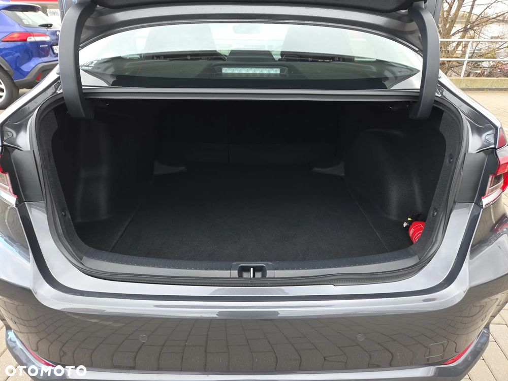 Toyota Corolla 1.8 Hybrid Comfort - 29