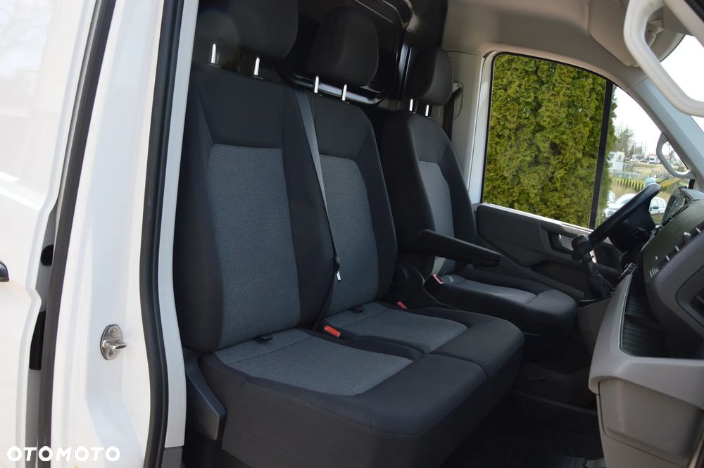 Volkswagen Crafter - 38