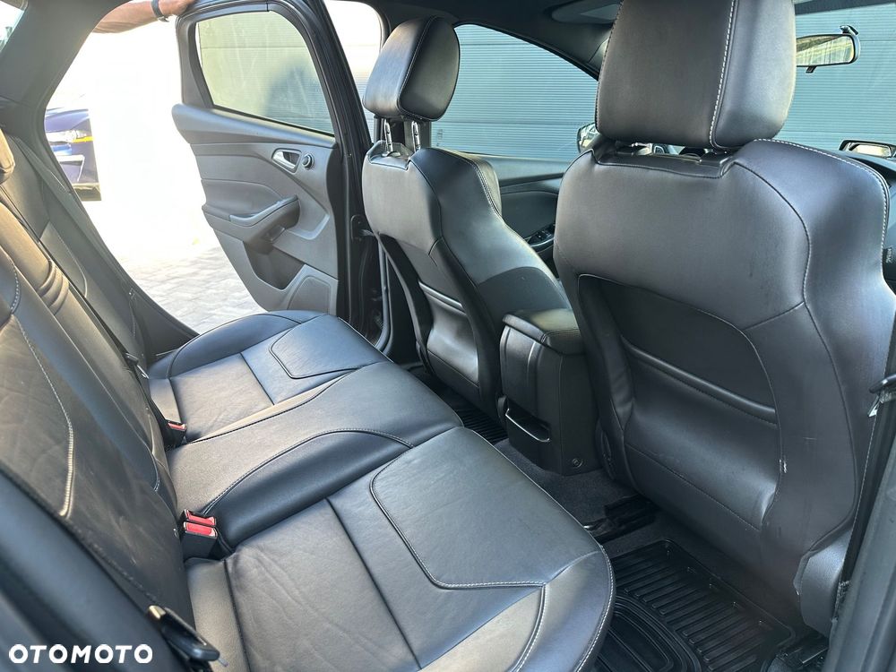 Ford Focus 2.0 EcoBoost ST mit Leder-Sport-Paket - 20