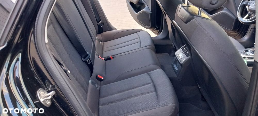 Audi A4 Avant 35 TDI mHEV Advanced S tronic - 12