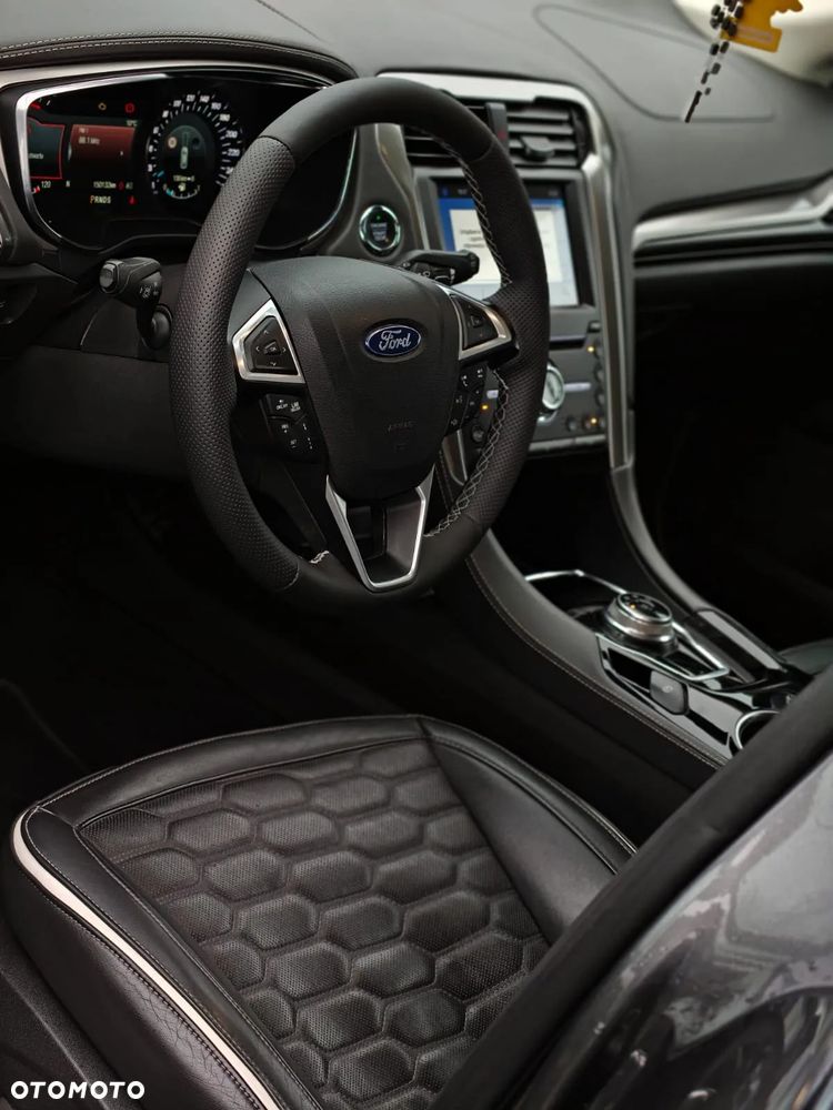 Ford Mondeo 2.0 EcoBlue Vignale Plus - 22