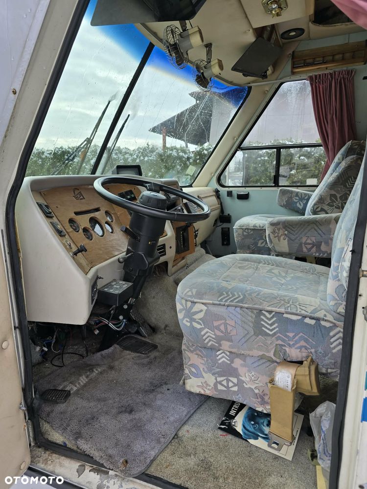 Chevrolet Winnebago Oshkosh Gulf Stream 2000 kamper USA Rv XXL cummins - 40