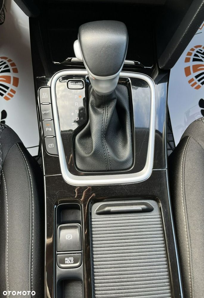 Kia Ceed 1.6 GDI PHEV L DCT - 18